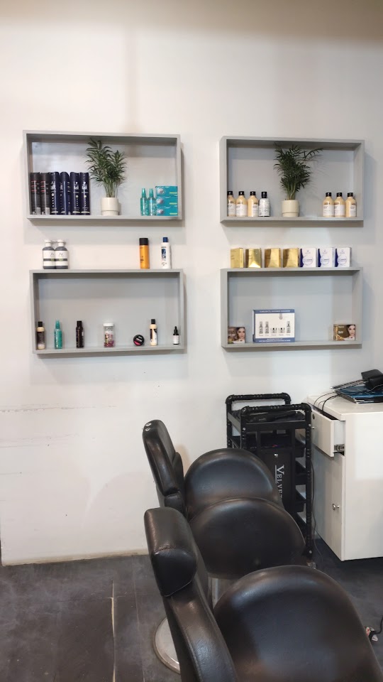 Nail Art, Waxing & Grooming