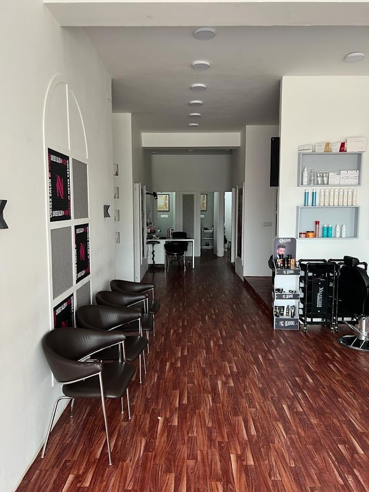 Haircut, Colour & Styling